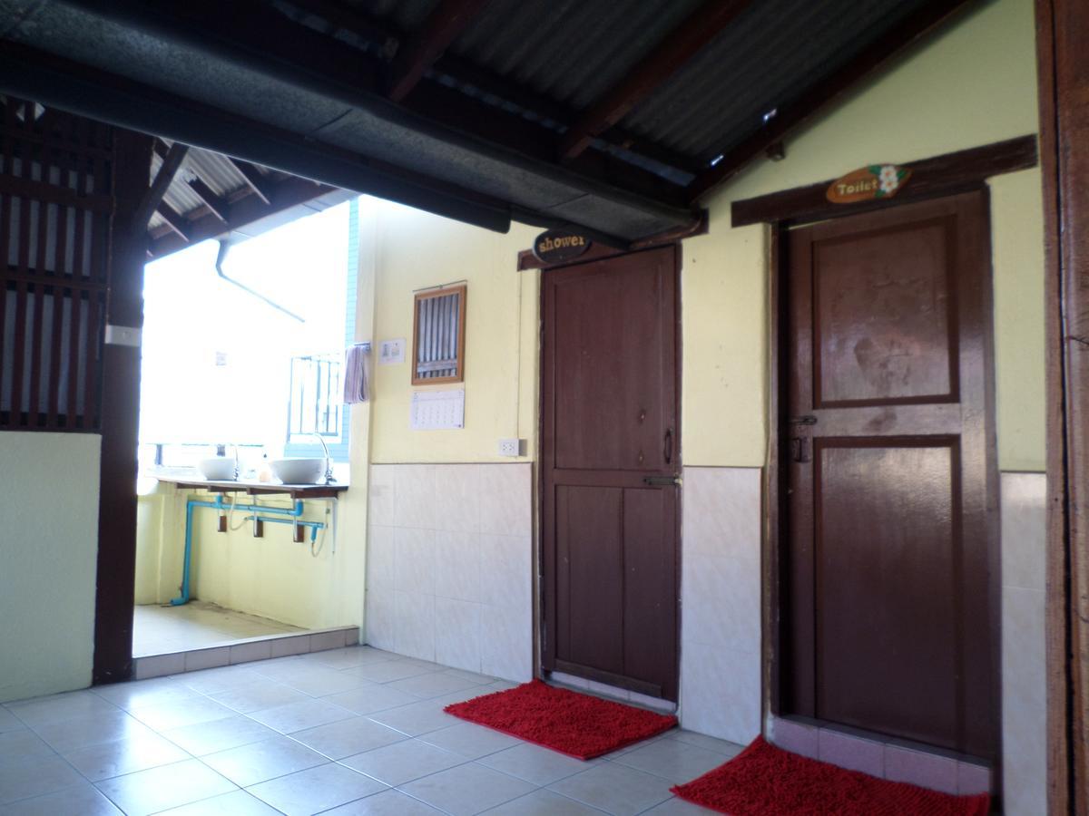 Baanwealaa Guesthouse (Adults Only) 치앙마이 외부 사진